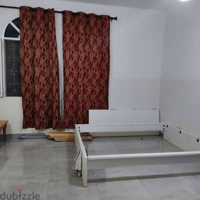 spacious room n toilet in a villa - al khuwiar