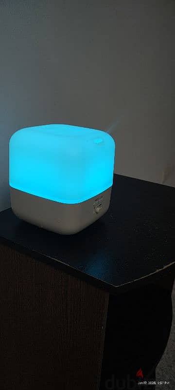 Cool Mist, Essential oil diffuser with multi LED colours, 2