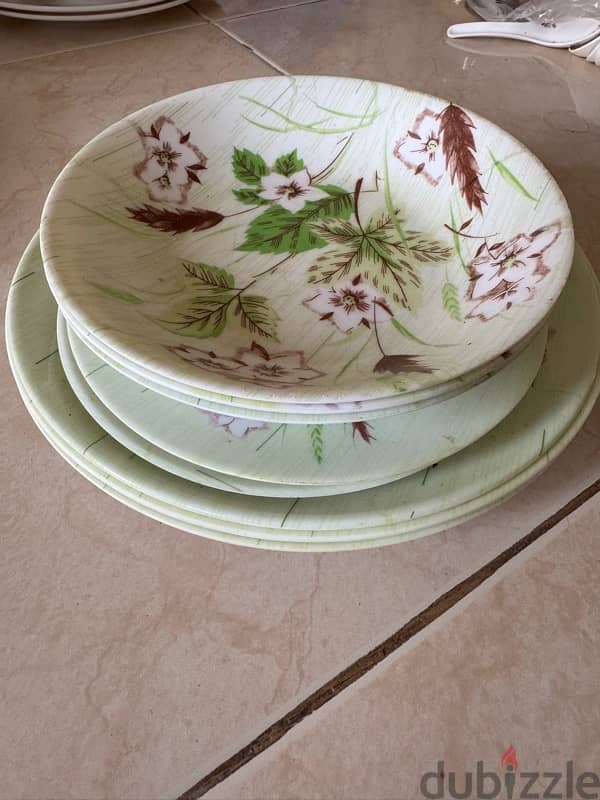 Kitchenware in good condition 9