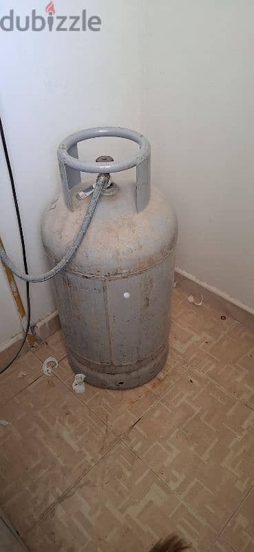 gas cylinder