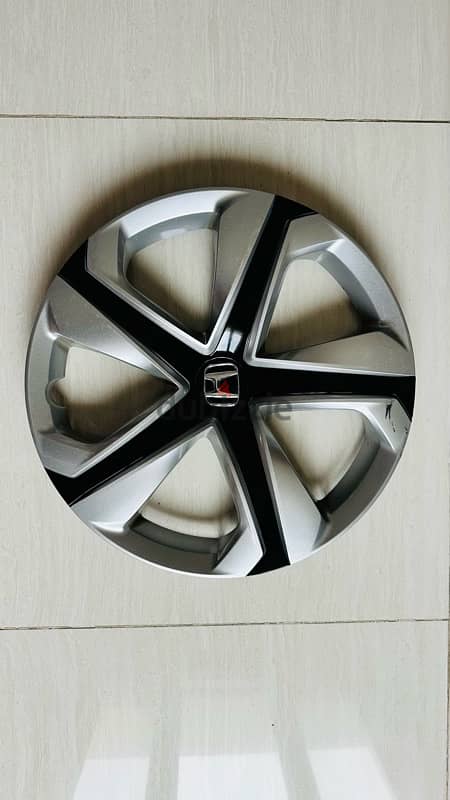 Honda Civic 2017 Original Rims and Caps 4