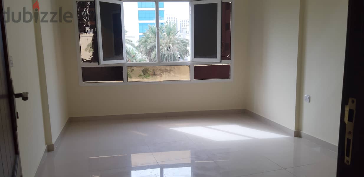 Single Room for rent only for INDIAN EXECUTIVE BACHELOR - OMR 100 1