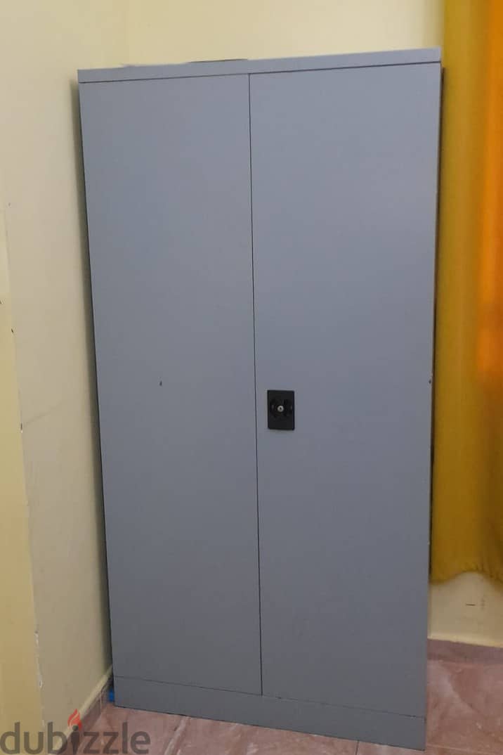 Steel Cuboard & Steel Kitchen Cabinet &Gas Cylinder for Sales (R. O. 75) 1