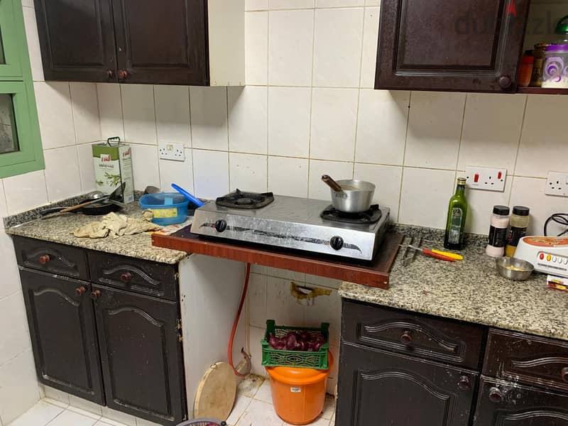 1 Room For Rent in CBD Ruwi 3