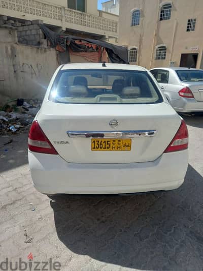 Nissan Sunny 2009