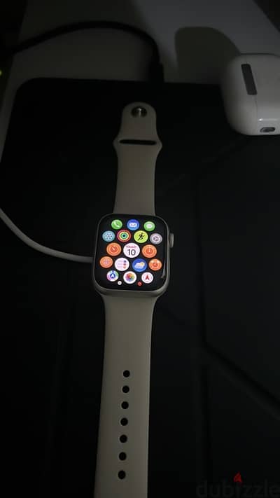 ساعة آبل بحالة جديدة Apple Watch series 9   Gps+  call