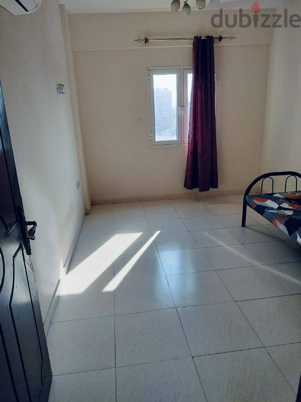 single room for rent with attached bathroom near nesto mabela 0