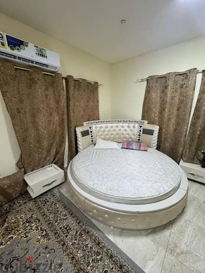 Alkhuwer 33 large studio fully furnished for rent included all bills