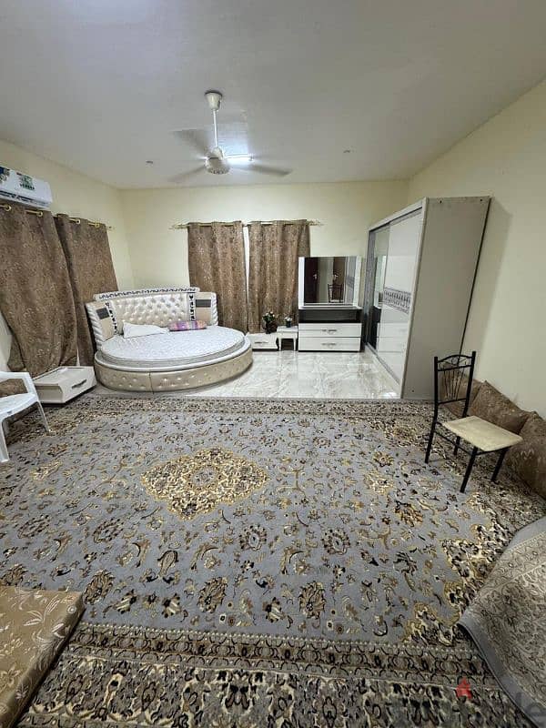 Alkhuwer 33 large studio fully furnished for rent included all bills 2