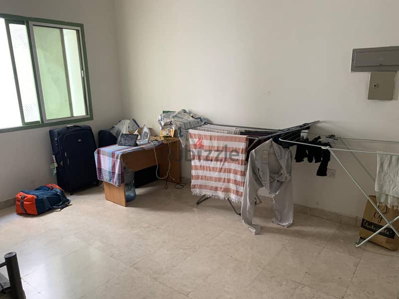 1 Room For Rent in CBD Ruwi 4