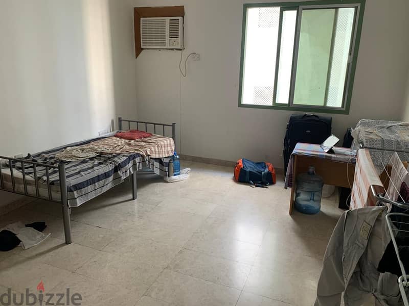 1 Room For Rent in CBD Ruwi 6