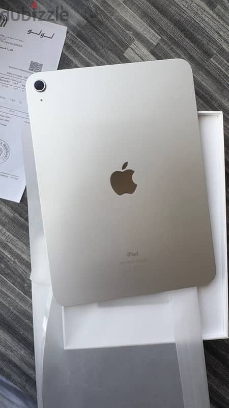 iPad 10 generation- 64 gb WiFi 1