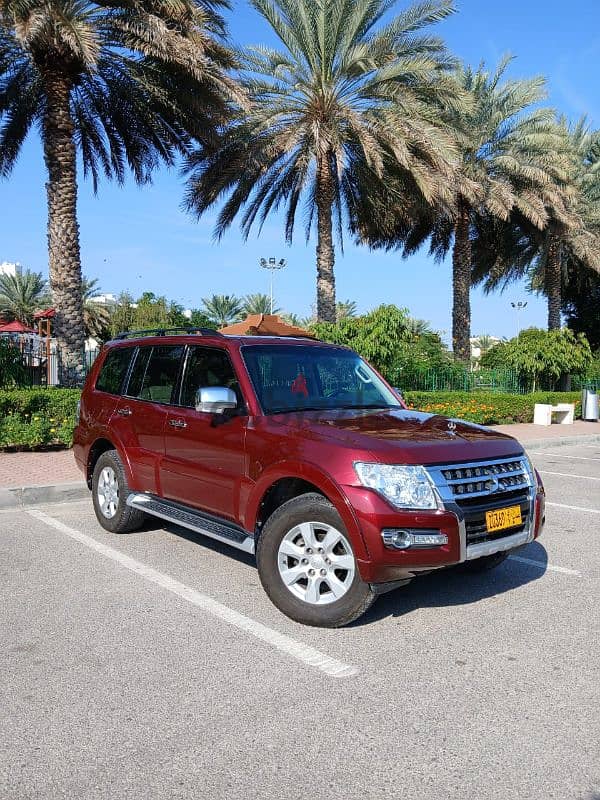 EXPAT USED Mitsubishi Pajero 2017 0