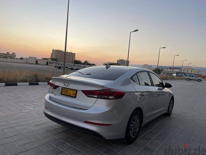 Hyundai Elantra 2017 0