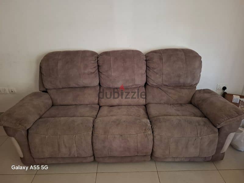 recliner and wooden shelf 0