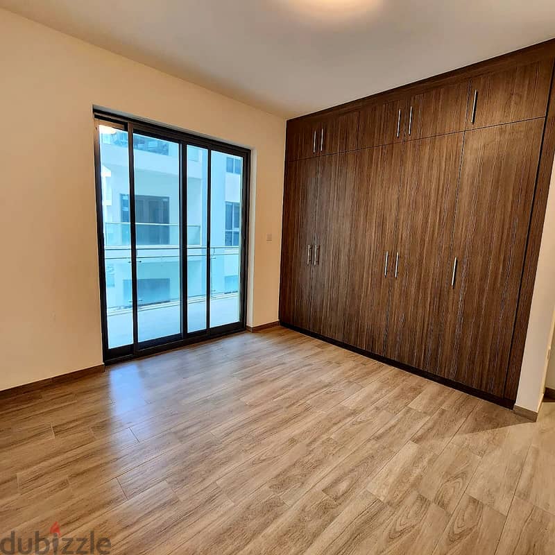 Modern 2BHK Apartment with Amenities in Muscat Hills LRA02 2