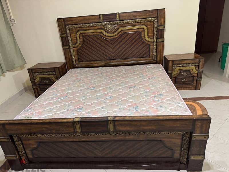 Bedroom Furniture Set for Sale –  Excellent Condition! 0