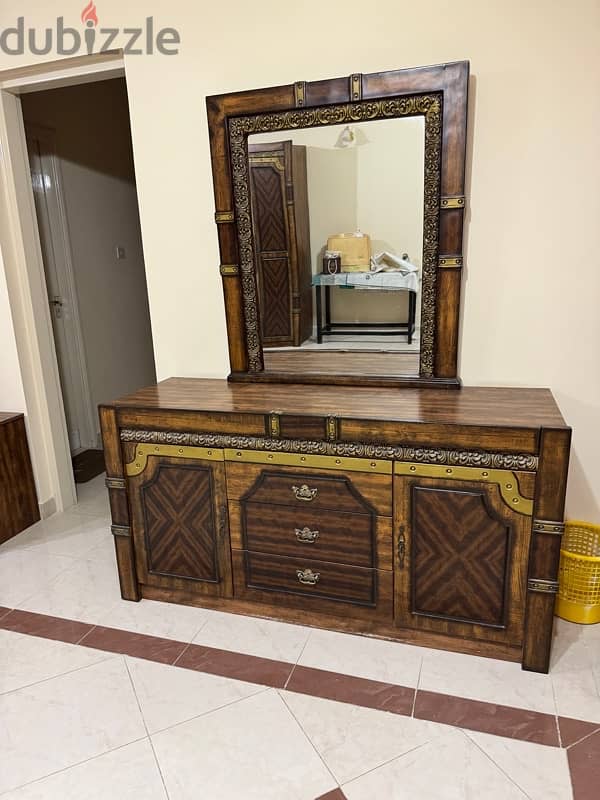 Bedroom Furniture Set for Sale –  Excellent Condition! 1