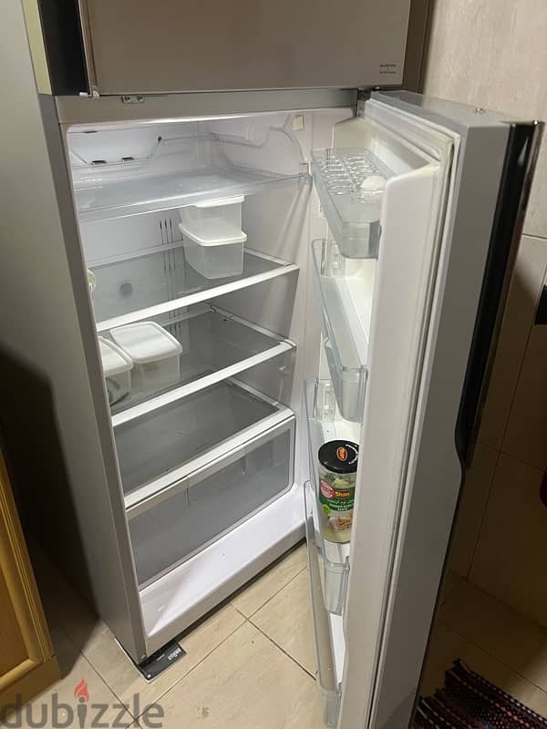 Hitachi Refrigerator for Sale 2