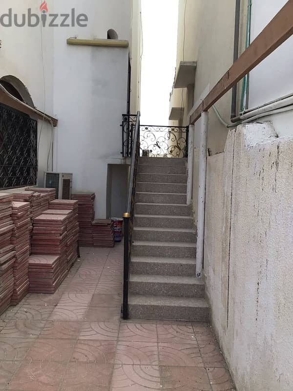 a huge 3 bhk flat in a villa near Indian school Muscat darsait 1