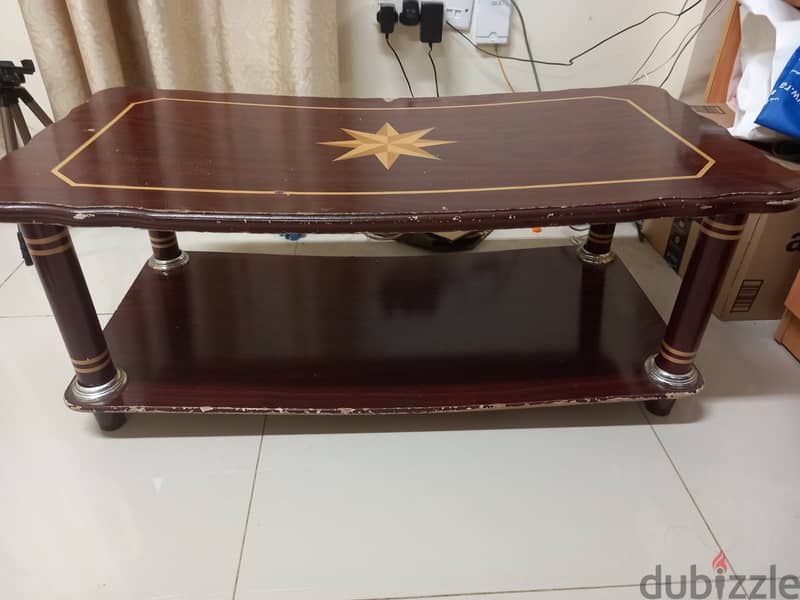 Used Sofa(3+1+1), Used Centre Table & Plastic Round Table for Sale 7