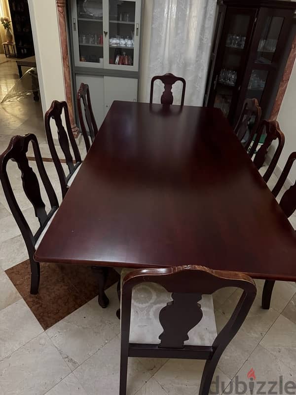 8-Seater Dining Table for Sale – Excellent Condition! 2