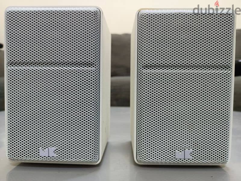 M & K SX7 Stereo speaker 0