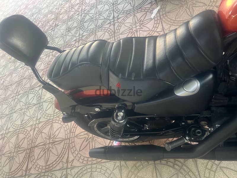 Harley Davidson 883XL (2020) 4