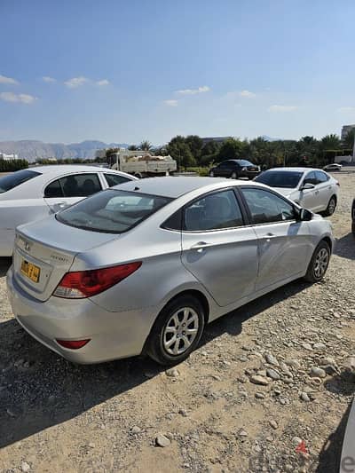 Hyundai Accent 2013