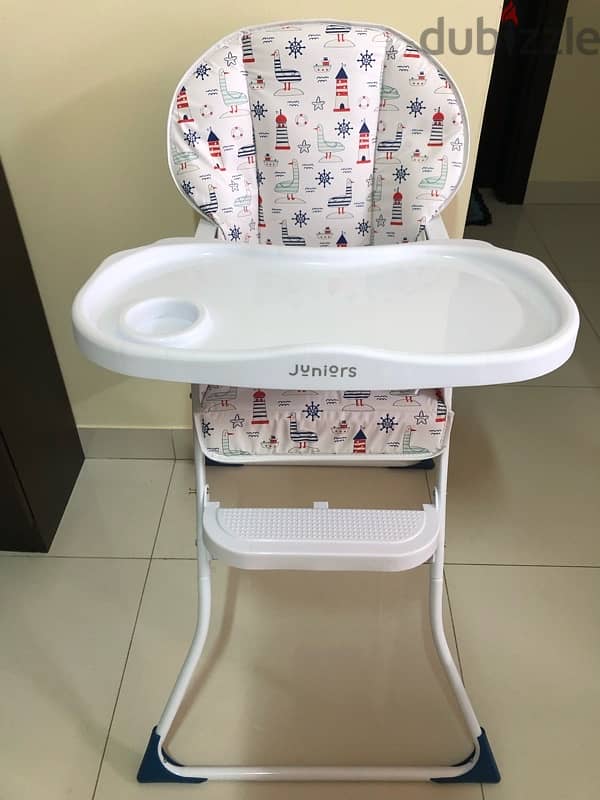 Juniors feeding chair 1