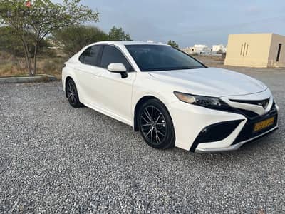 Toyota Camry 2021