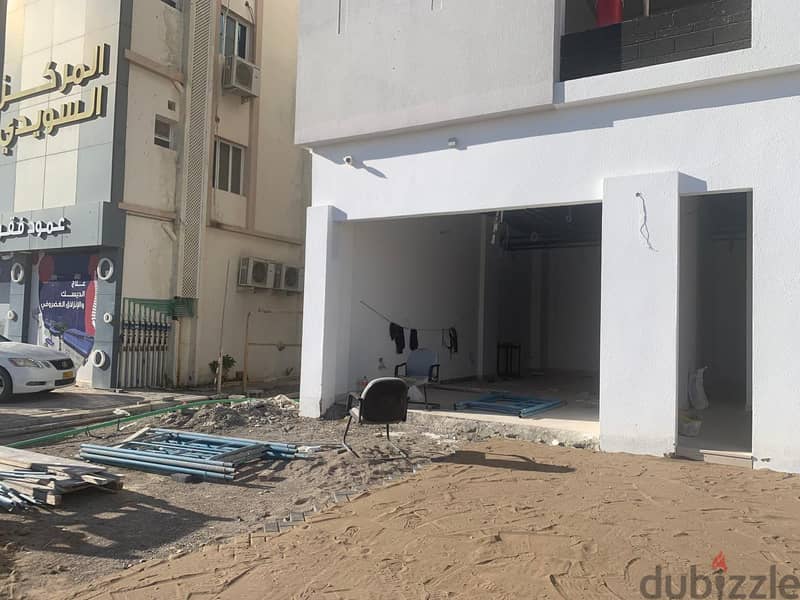 59 sqm shop for rent in alkhoud located mazoon street 0