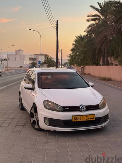 Volkswagen GTI 2012