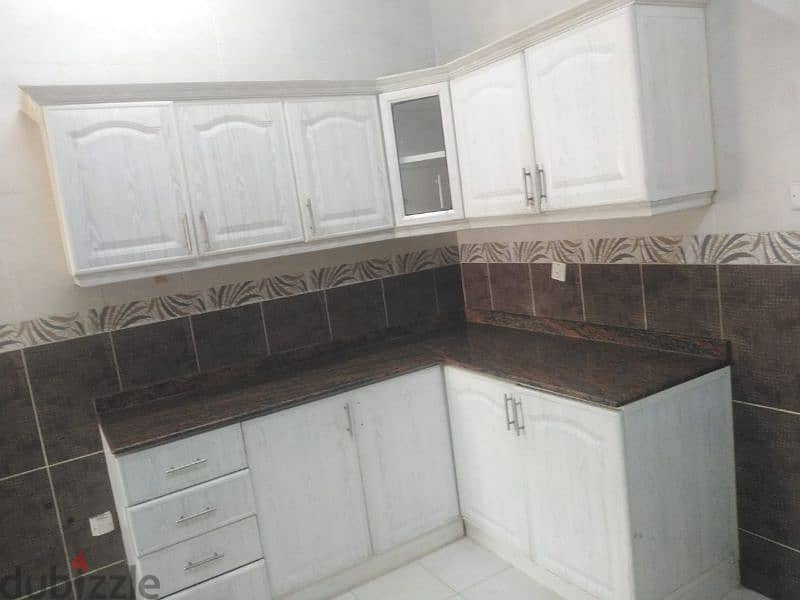 شقة للإيجار في الخويرfalt for Rent in Alkhawair 3