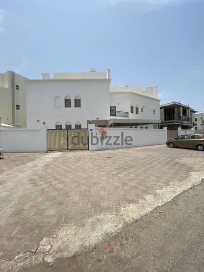 SR-DV -723" Premium Quiet Villa to Let in Al Mawaleh South