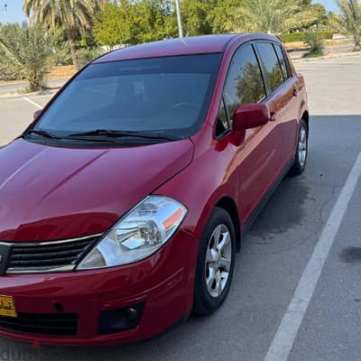 Nissan Versa 2011