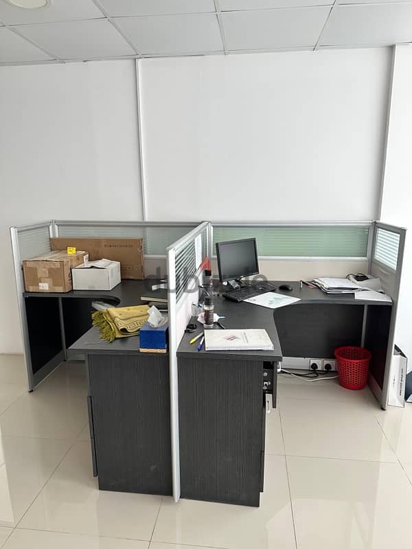 office with furniture 3