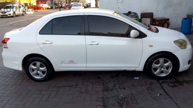 Toyota Yaris for rent 105 5