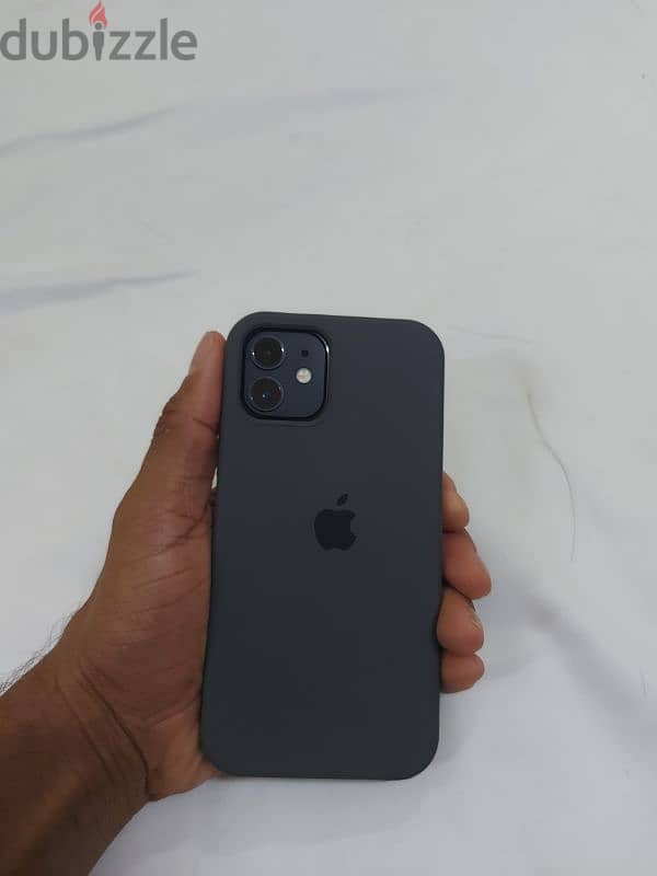 IPhone 12 Looks Like new 4