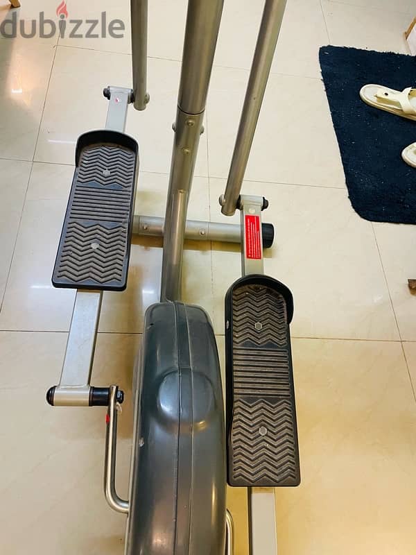 elliptical cross trainer 1