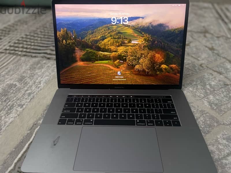 Macbook Pro 15,4inch 512SSD 16GB RAM 1