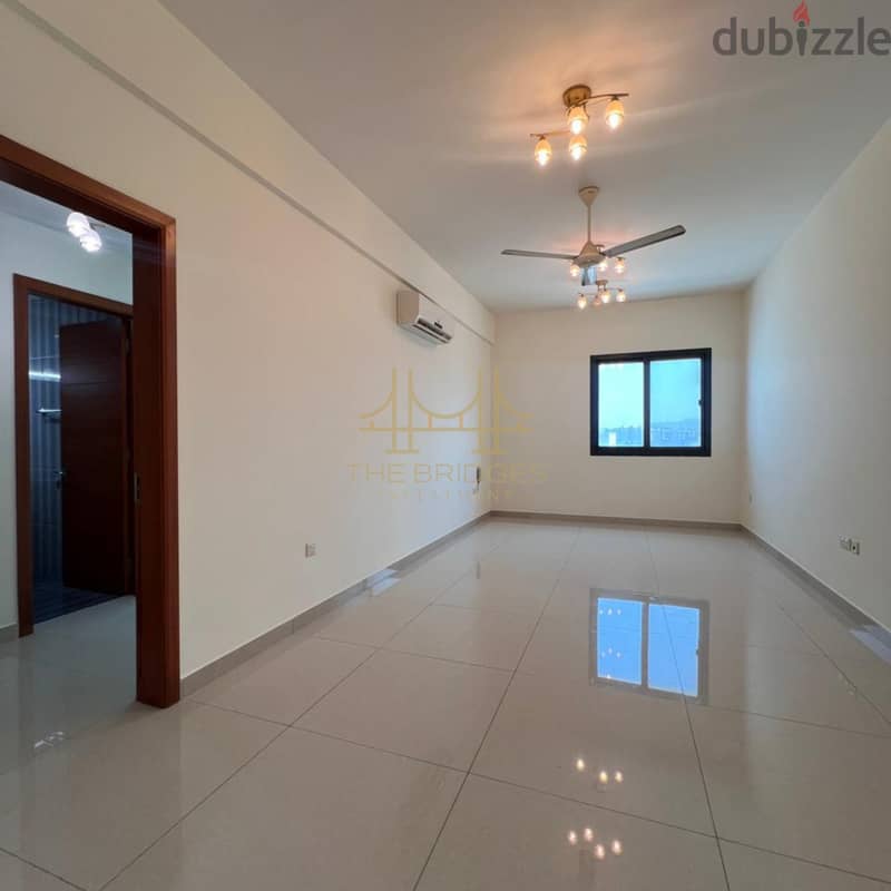 Luxurious 1 BR Apartment in AL Khuwair 4