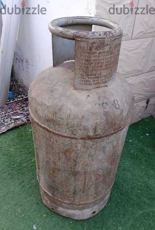 Gas Cylinder 0