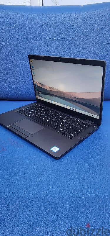 Dell 5300 2in1 i7-8th 16gb Touchscreen rotatable