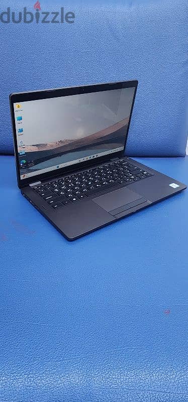 Dell 5300 2in1 i7-8th 16gb Touchscreen rotatable 4