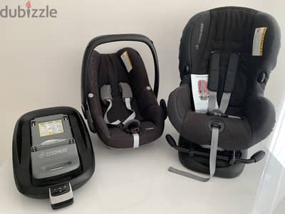 2 Maxi Cosi Childrens Car Seats