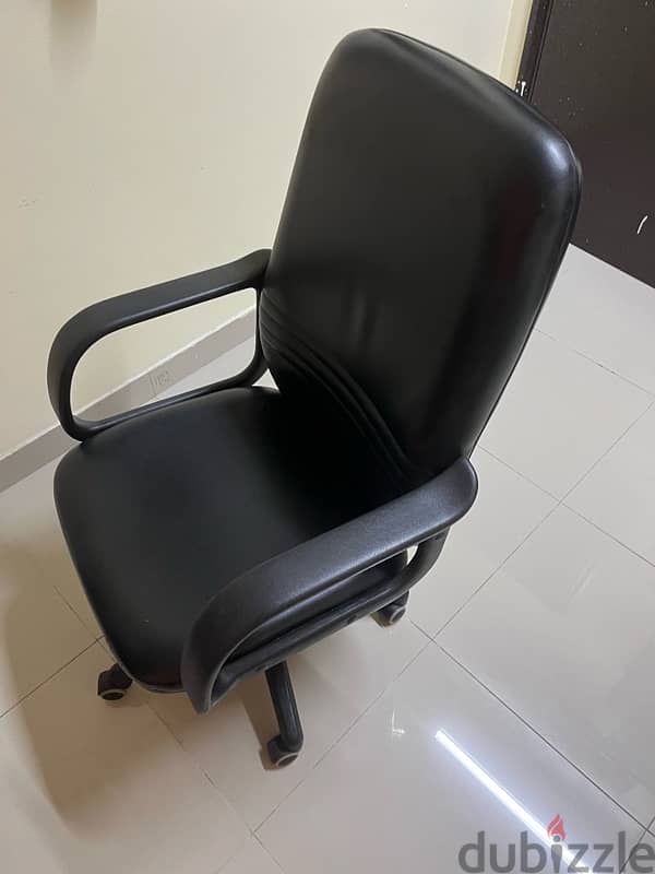 Revolving Office Chairs for Sale 1