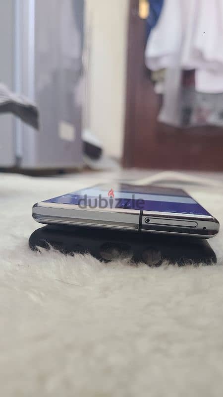 sharp aquos R6 128gb/12 ram 4