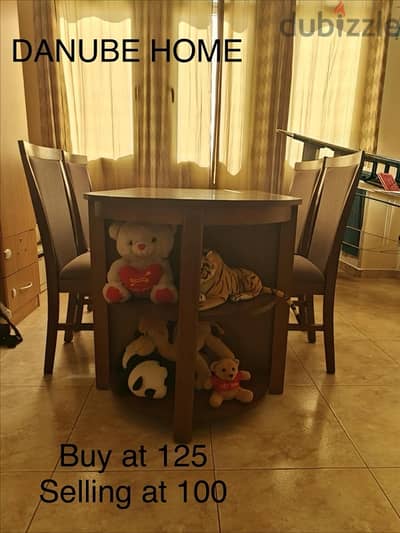 Dining Table with 4 chair