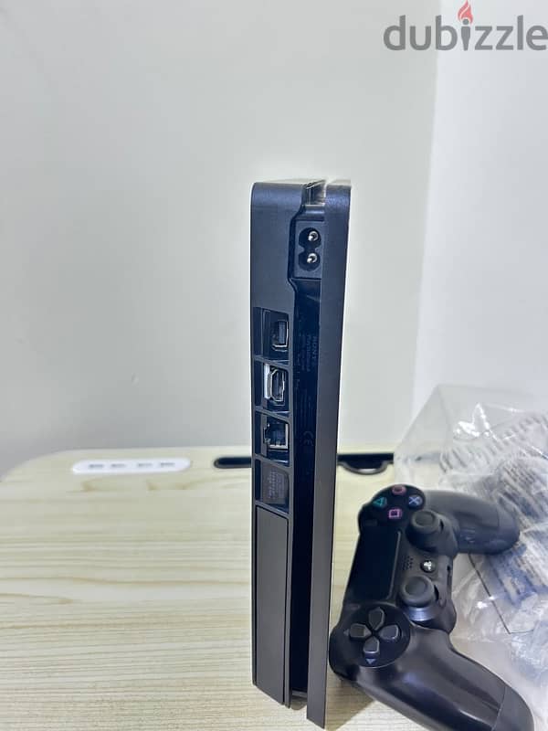 ps4 slim ممتازة و بحالة جيدة 12